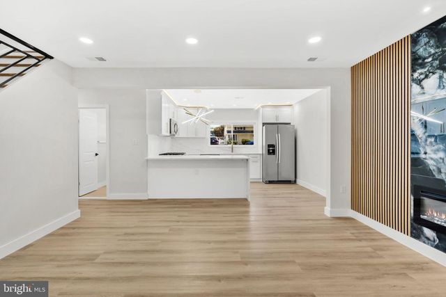 9348 ANNAPOLIS RD, Philadelphia, PA 19114