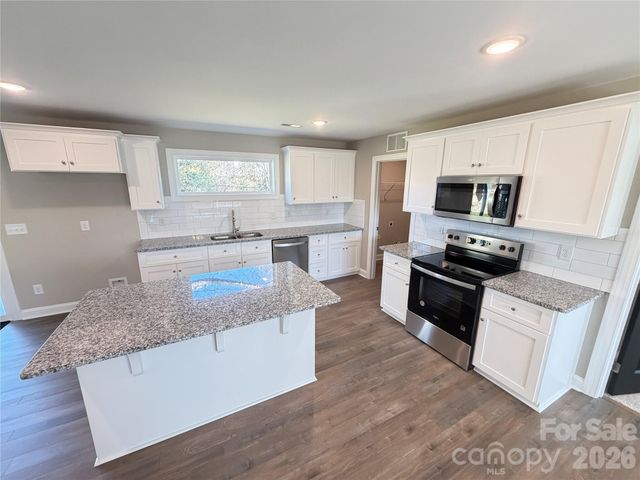 535 Martin Luther King Jr Avenue, Kannapolis, NC 28083