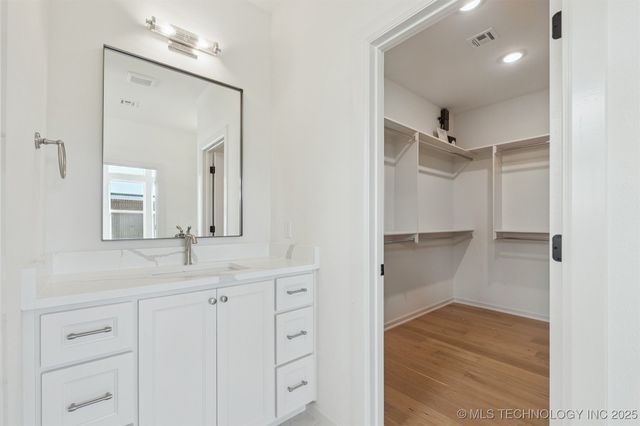 9726 E 132nd Street S, Bixby, OK 74008