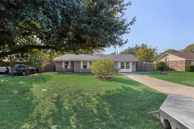 244 Richard Lane, Azle, TX 76020