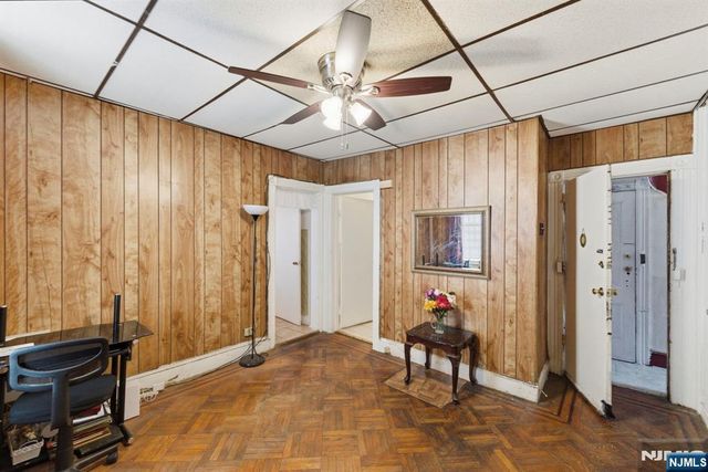 158 Fulton Avenue, Jersey City, NJ 07305