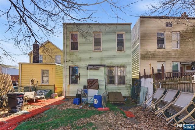 158 Fulton Avenue, Jersey City, NJ 07305