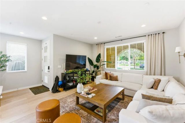 330 Magnet, Irvine, CA 92618