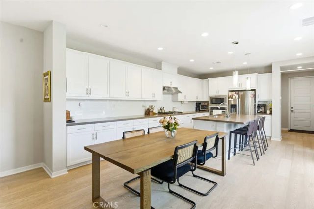 330 Magnet, Irvine, CA 92618