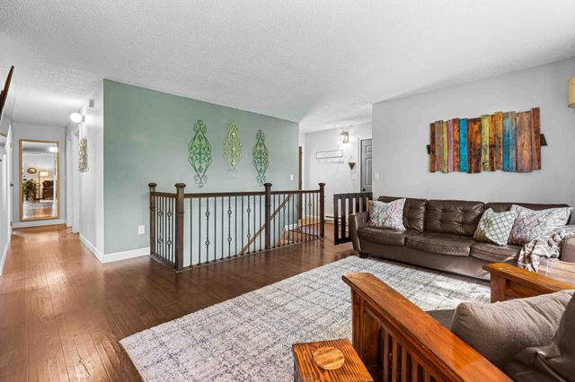 2954 Heatherwood Circle S, Moorhead, MN 56560