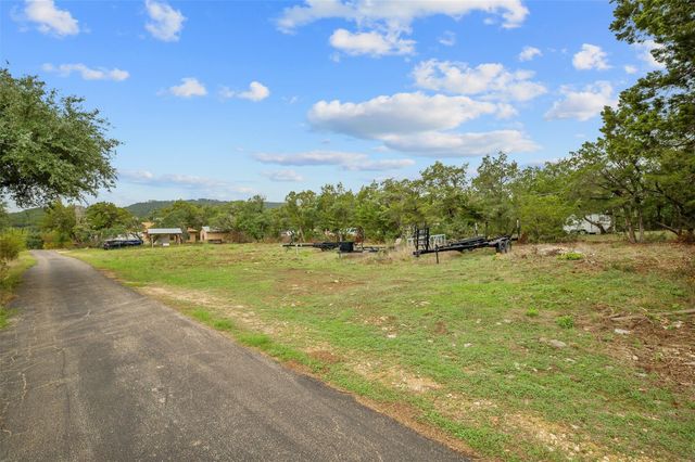 17409 E Darleen DR, Leander, TX 78641