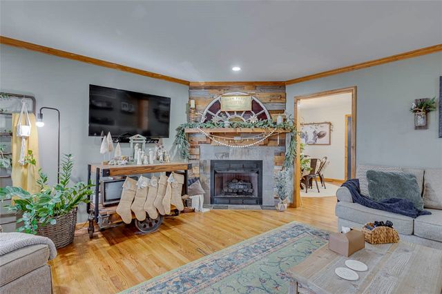 124 Hillside Circle, Easley, SC 29640