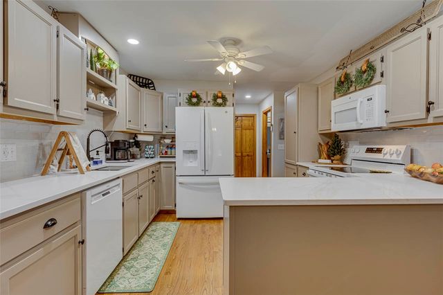 124 Hillside Circle, Easley, SC 29640