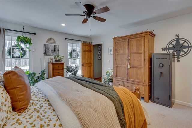 124 Hillside Circle, Easley, SC 29640