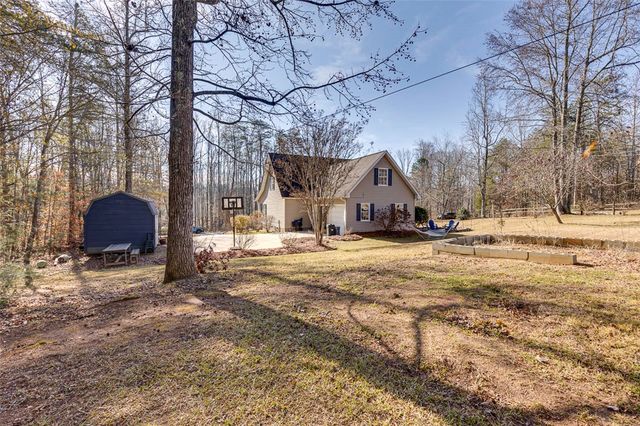 124 Hillside Circle, Easley, SC 29640