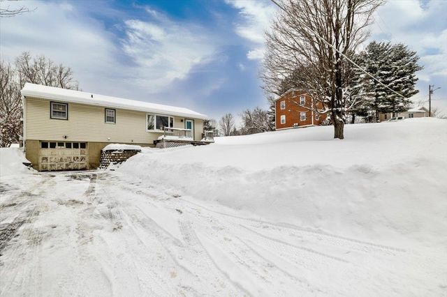 11 Sunny View Drive, Jericho, VT 05465
