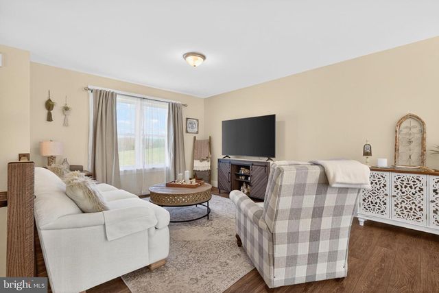 3 WALLEYE DRIVE, Shippensburg, PA 17257