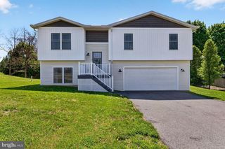 3 WALLEYE DRIVE, Shippensburg, PA 17257