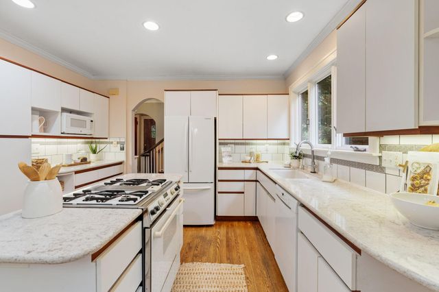 4925 Logan Avenue S, Minneapolis, MN 55419