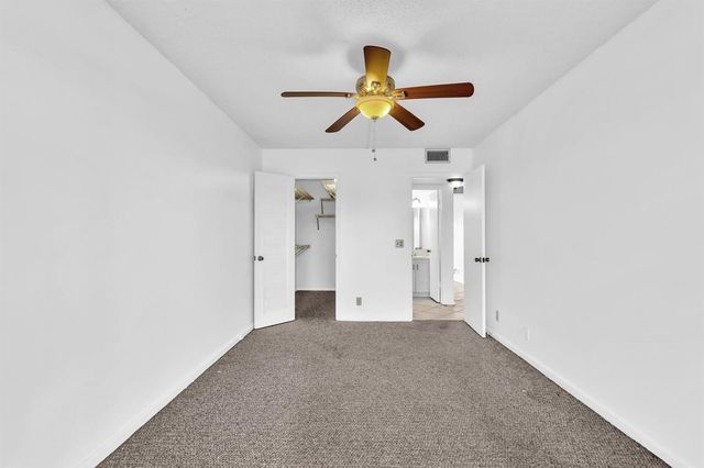 3076 Cornwall D, Boca Raton, FL 33434