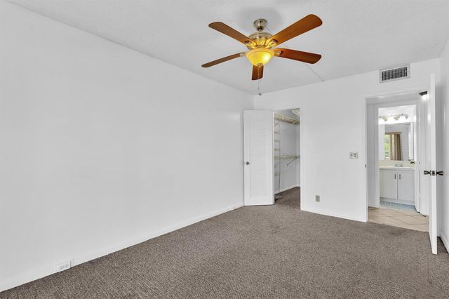 3076 Cornwall D, Boca Raton, FL 33434
