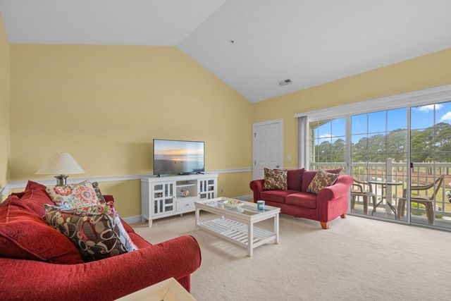 4879 Dahlia Ct Apt 303, Myrtle Beach, SC 29577