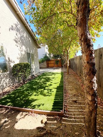 106 Gilded Rock Cir, Folsom, CA 95630