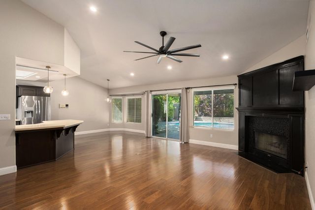 1678 E Trenton Avenue, Fresno, CA 93720