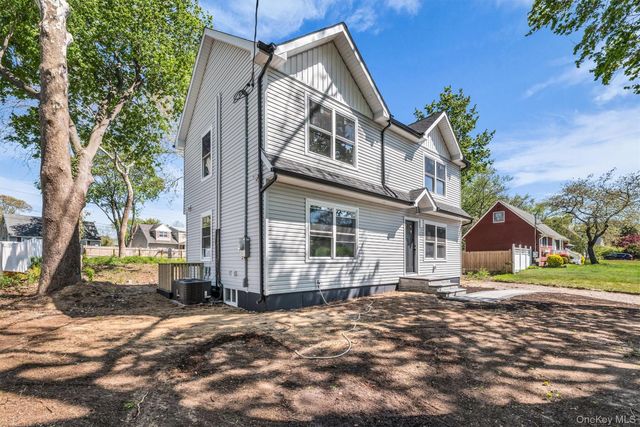 20 Lehigh Avenue, Centereach, NY 11720