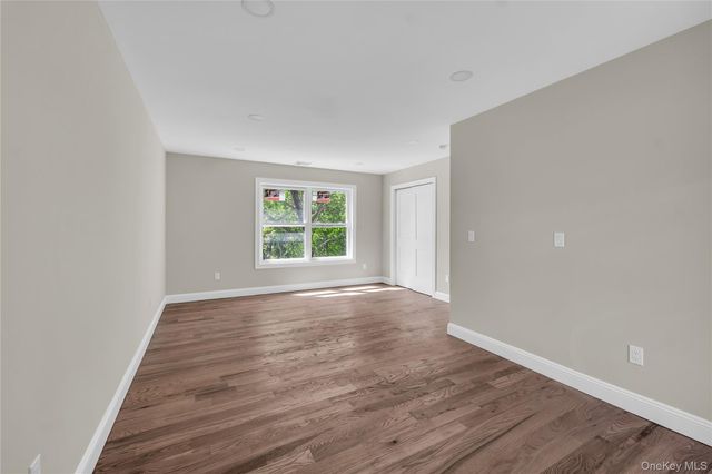 20 Lehigh Avenue, Centereach, NY 11720