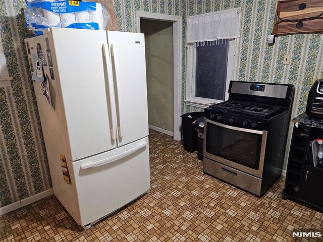 1656 Hamburg Turnpike, Wayne, NJ 07470