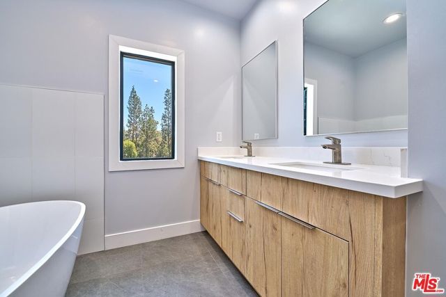 102 Marion Boulevard, Fullerton, CA 92835
