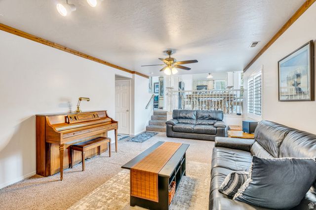 8752 S ALTA COVE DR, Sandy, UT 84093