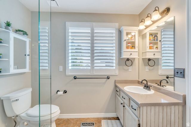 8752 S ALTA COVE DR, Sandy, UT 84093