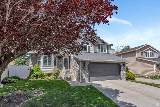8752 S ALTA COVE DR, Sandy, UT 84093