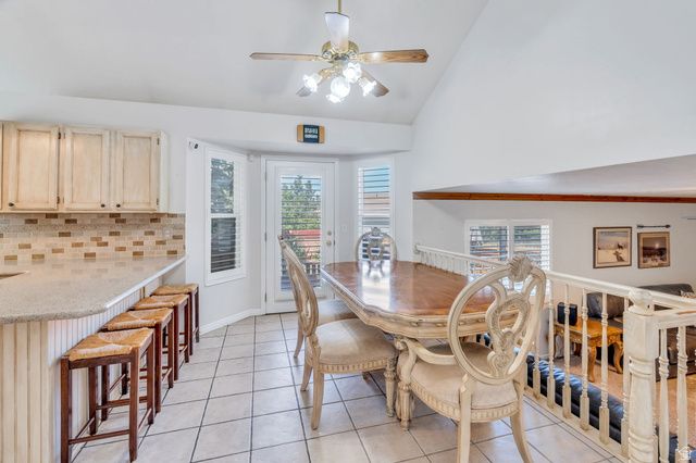 8752 S ALTA COVE DR, Sandy, UT 84093