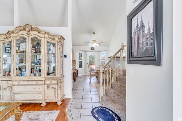 8752 S ALTA COVE DR, Sandy, UT 84093