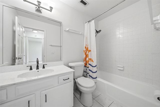 1026 VILLA LANE 14, Apopka, FL 32712