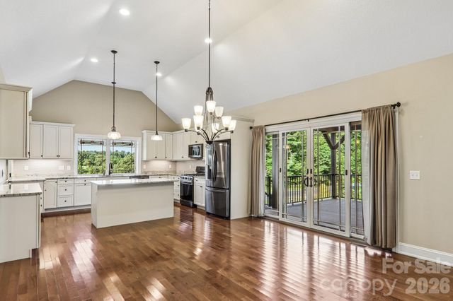 17 Hamilton Woods Lane, Etowah, NC 28729