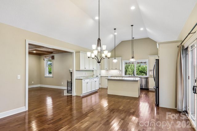 17 Hamilton Woods Lane, Etowah, NC 28729