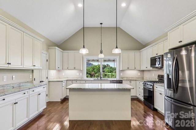 17 Hamilton Woods Lane, Etowah, NC 28729