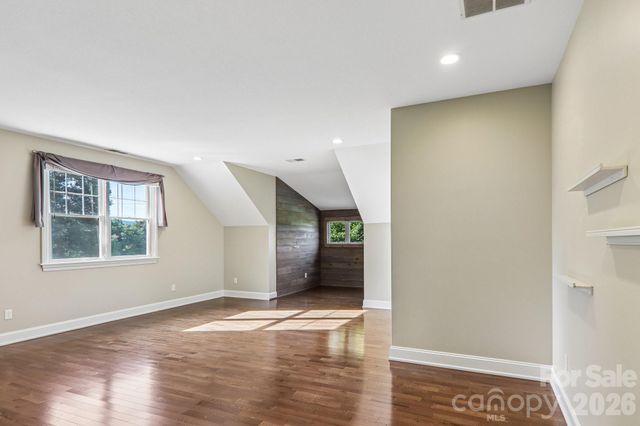 17 Hamilton Woods Lane, Etowah, NC 28729