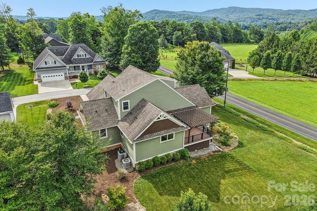 17 Hamilton Woods Lane, Etowah, NC 28729