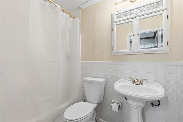 230 CR 3071, Orange Grove, TX 78372