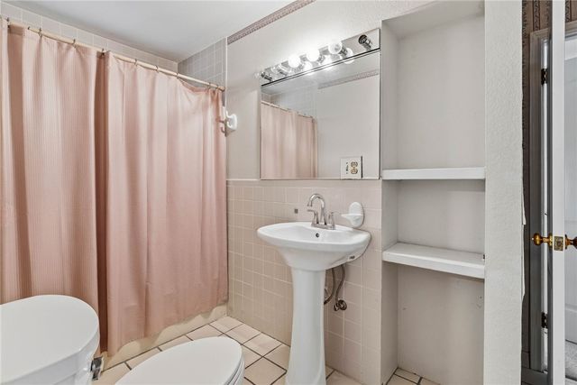 230 CR 3071, Orange Grove, TX 78372