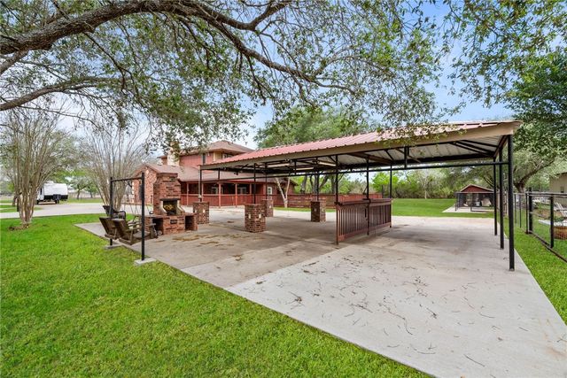 230 CR 3071, Orange Grove, TX 78372