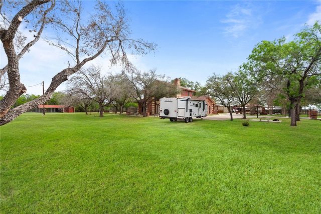 230 CR 3071, Orange Grove, TX 78372
