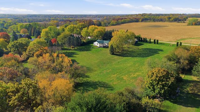 1764 Wolverine Road, Dixon, IL 61021