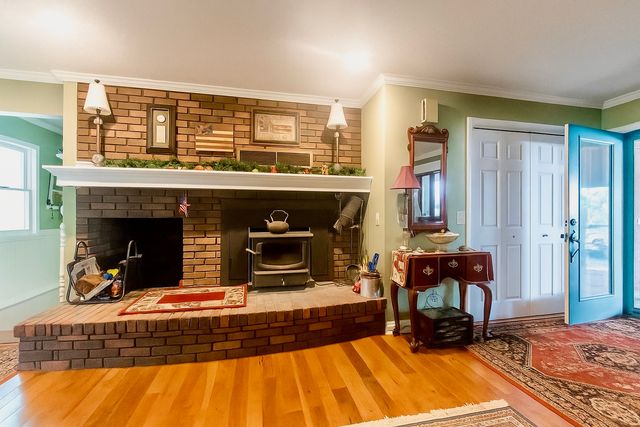 1764 Wolverine Road, Dixon, IL 61021