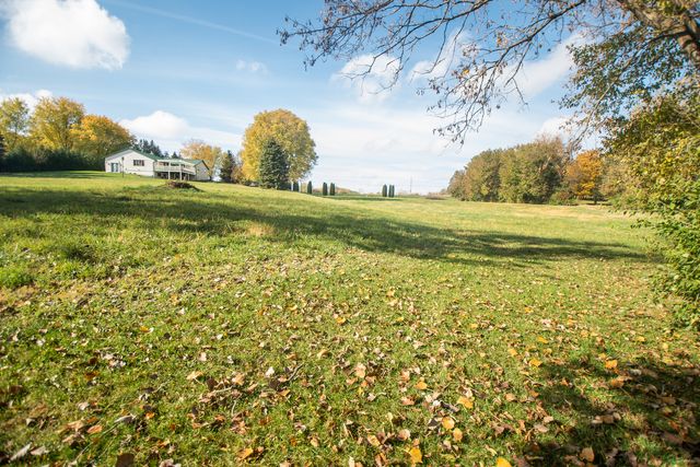 1764 Wolverine Road, Dixon, IL 61021