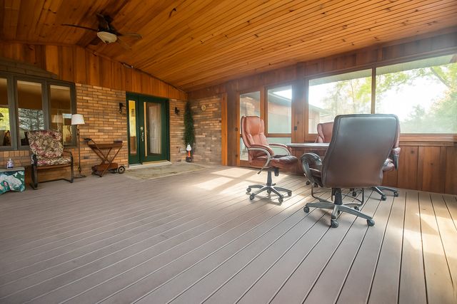 1764 Wolverine Road, Dixon, IL 61021