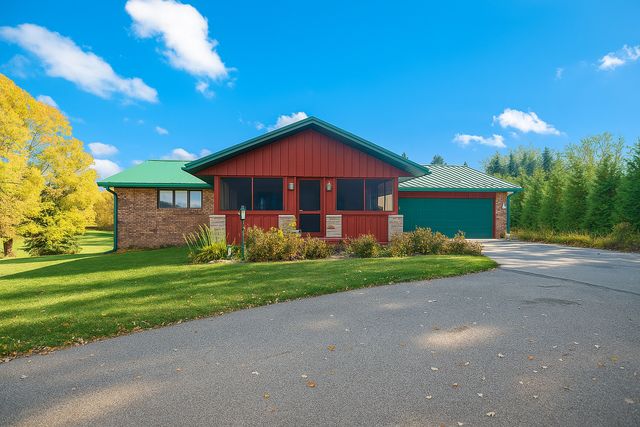 1764 Wolverine Road, Dixon, IL 61021