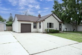 1021 MARQUETTE AVENUE, Green Bay, WI 54304