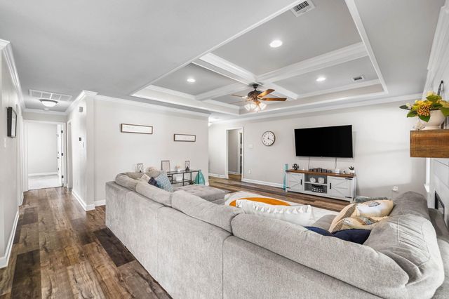 37 Fletcher, Austin, AR 72007