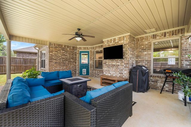 37 Fletcher, Austin, AR 72007